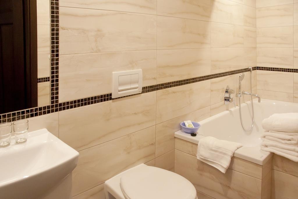 Apartamenty Hotelu Pod Orlem Торунь Экстерьер фото