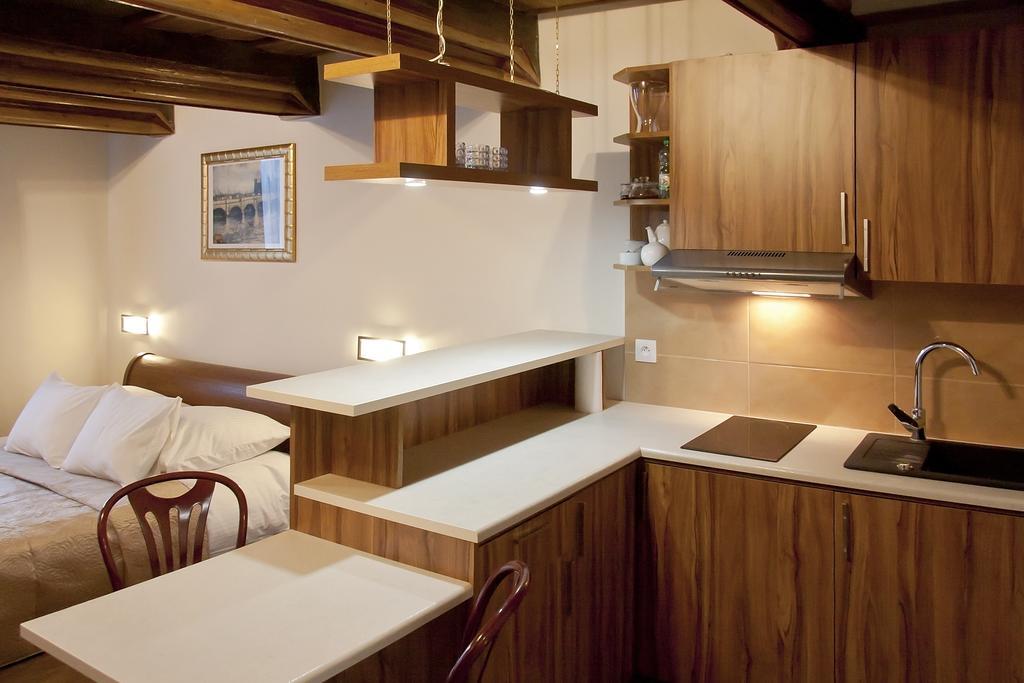 Apartamenty Hotelu Pod Orlem Торунь Экстерьер фото