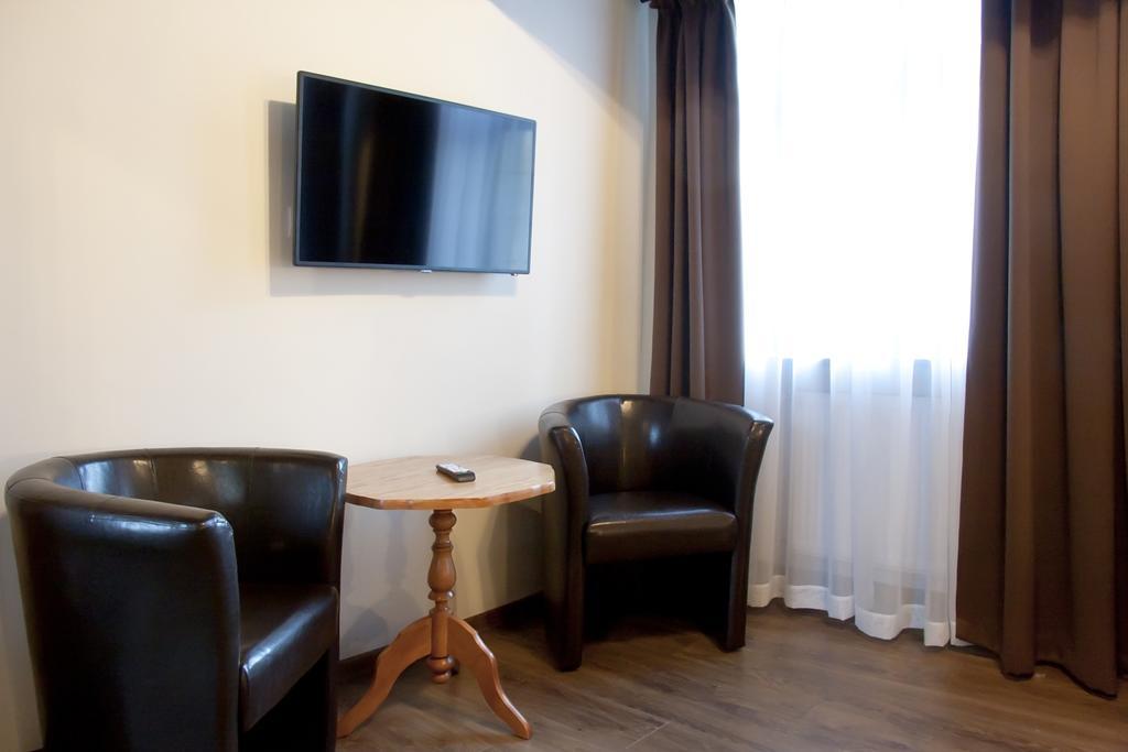 Apartamenty Hotelu Pod Orlem Торунь Экстерьер фото