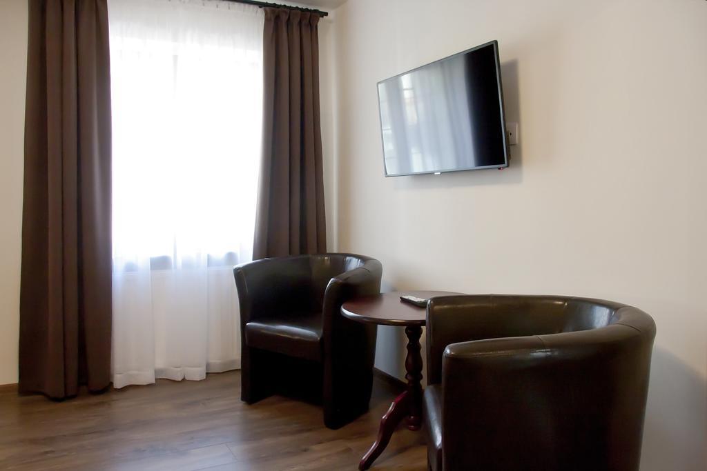 Apartamenty Hotelu Pod Orlem Торунь Экстерьер фото