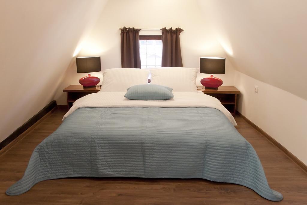 Apartamenty Hotelu Pod Orlem Торунь Экстерьер фото