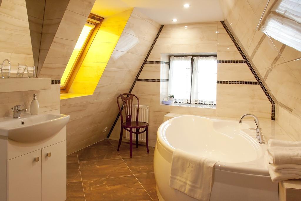 Apartamenty Hotelu Pod Orlem Торунь Экстерьер фото