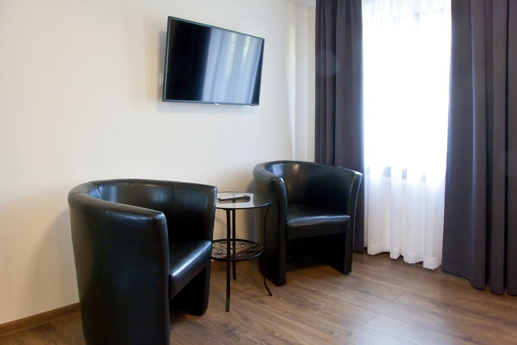 Apartamenty Hotelu Pod Orlem Торунь Экстерьер фото
